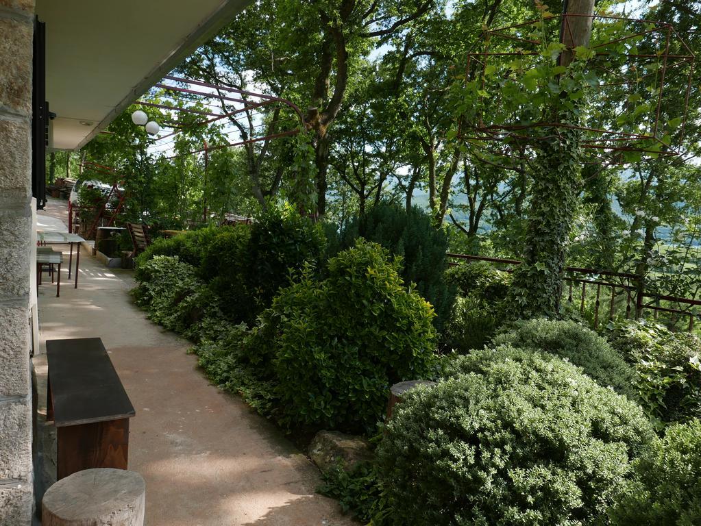 Apartments Cvitini Dvori Garjak Vrlika Exterior photo
